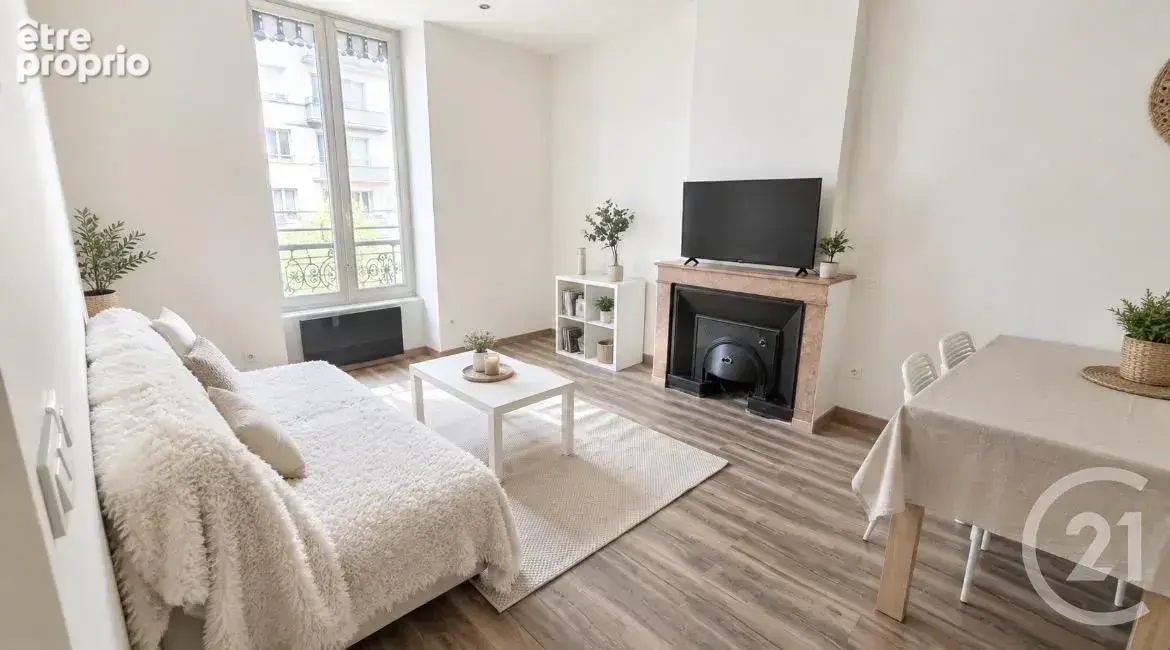 Appartement 2 pièces 45 m² à vendre à Lyon-7e (69007) - photo 2
