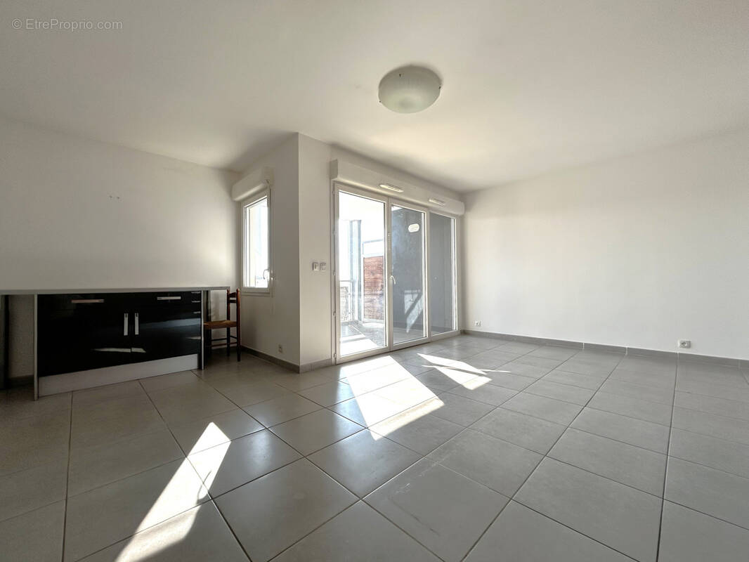 Appartement à MARSEILLE-14E