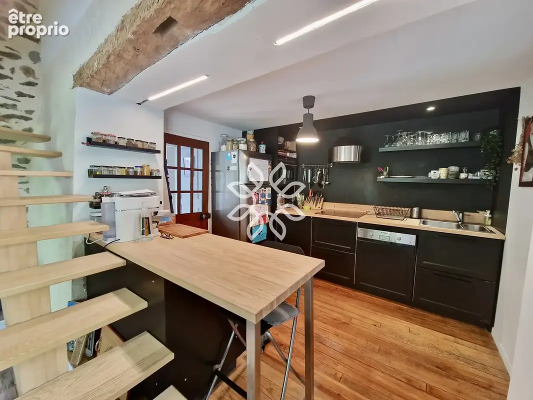 Maison 102m2  avec terrasse et jardin au coeur de Blesle - photo 6