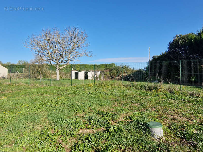 Maison à LES NOUILLERS