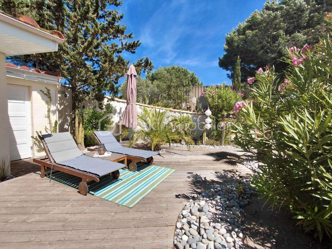  Le coup de cœur de l'été est enfin à vendre aux village des sables! Villa de plain- pied T3! TORREILLES - photo 6