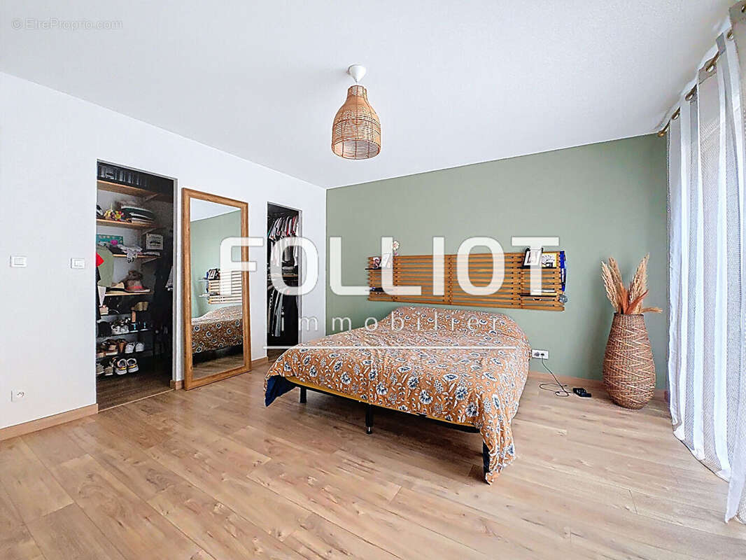 Maison à BRICQUEVILLE-SUR-MER