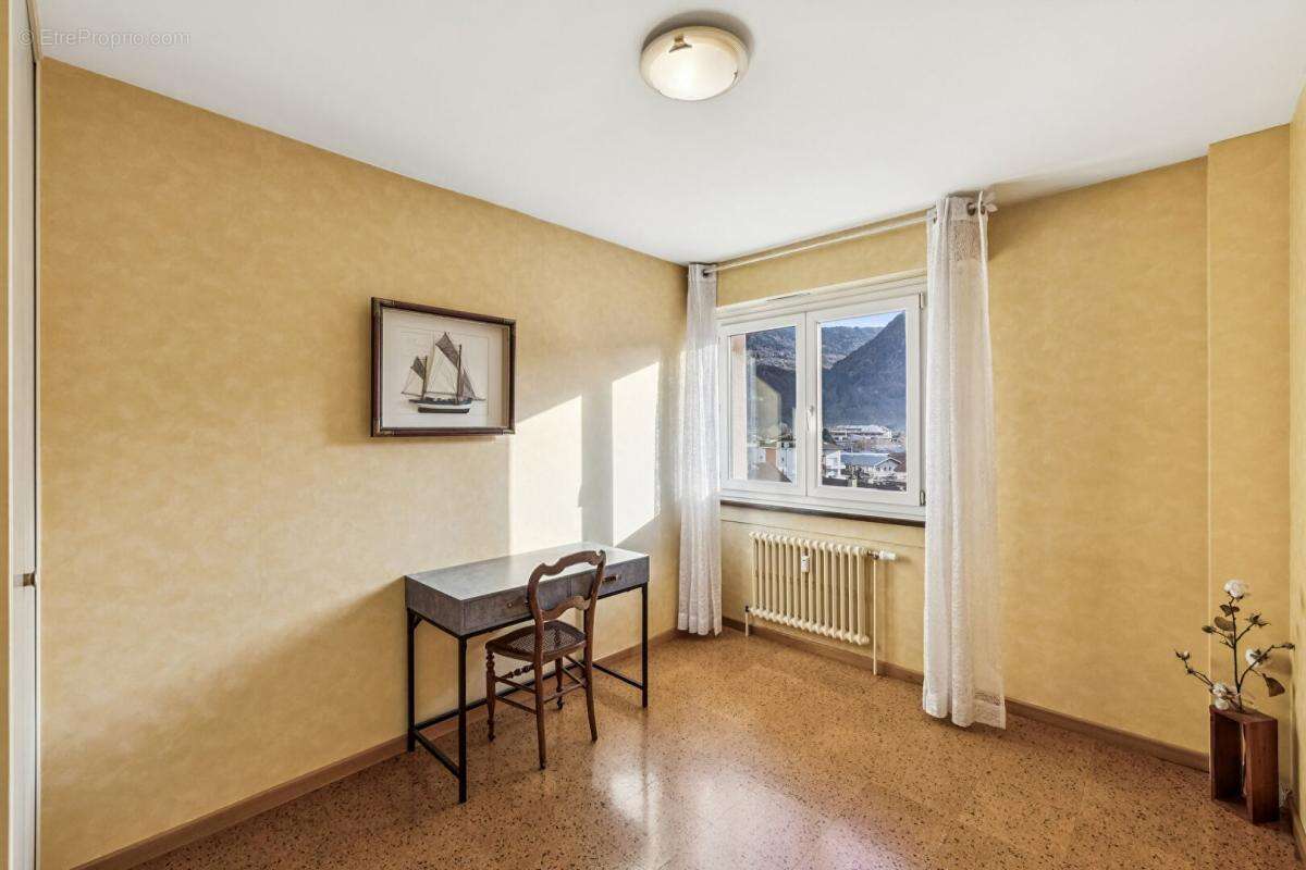 Appartement à CLUSES