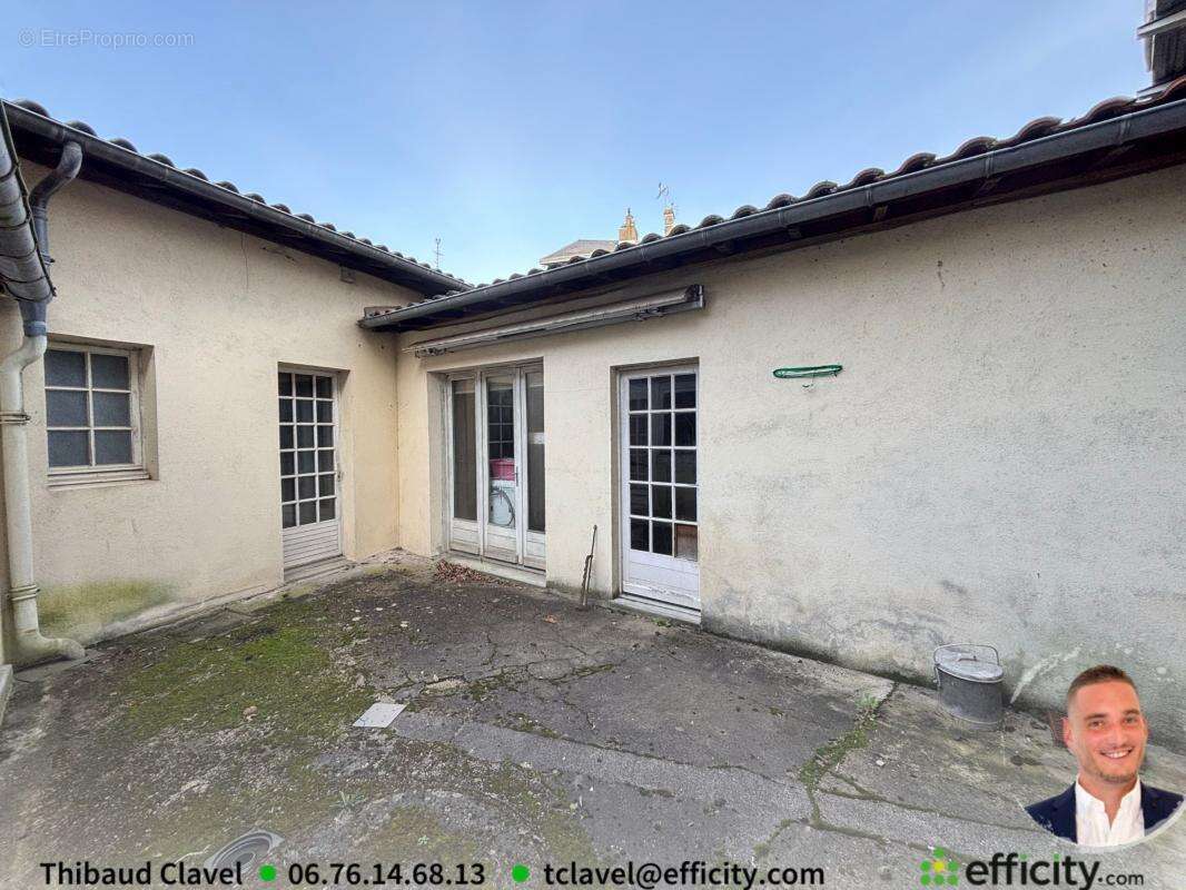 Appartement à CHASSENEUIL-SUR-BONNIEURE