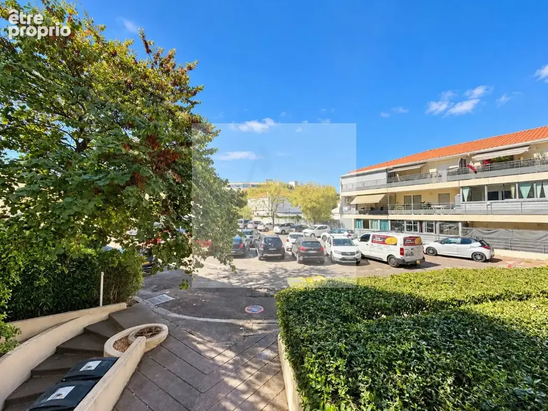 Balaruc-les-bains  studio meublé 13 m²  secteur thermes / parc  idéal investissement - photo 6