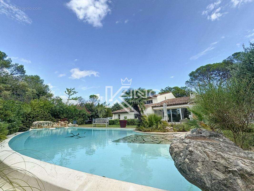 Maison à SAINT-RAPHAEL