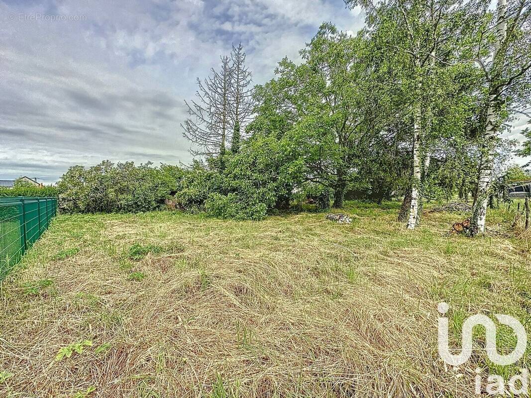 Photo 1 - Terrain à CORQUILLEROY