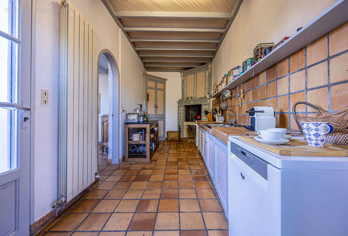 Maison de Charme à Mornac-sur-Seudre - Un Écrin de Sérénité - photo 9
