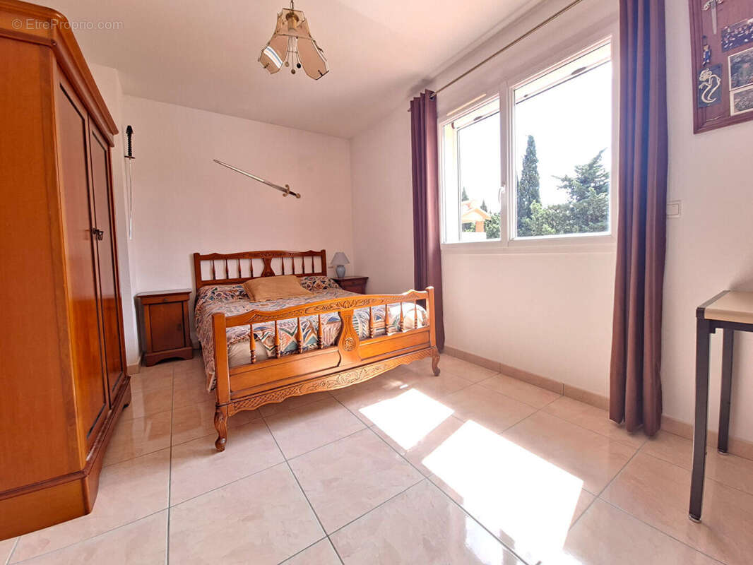 Toulouges? superbe villa 3 faces avec piscine, garage et jardin - photo 11
