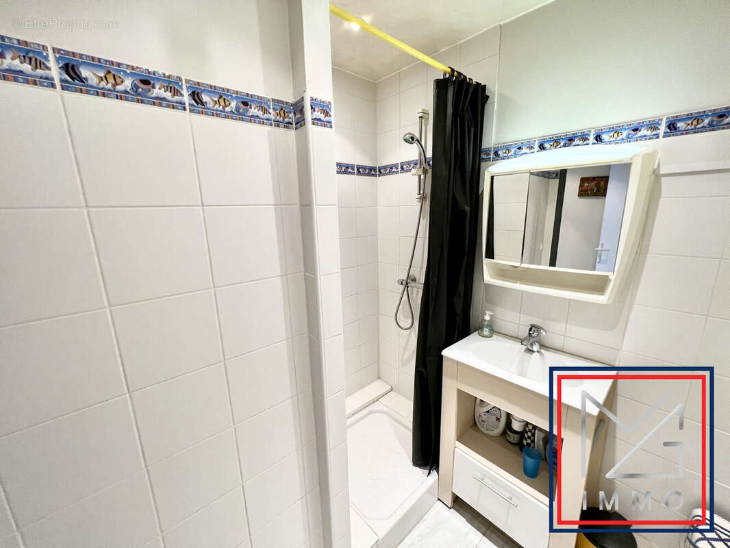 Appartement à SIX-FOURS-LES-PLAGES