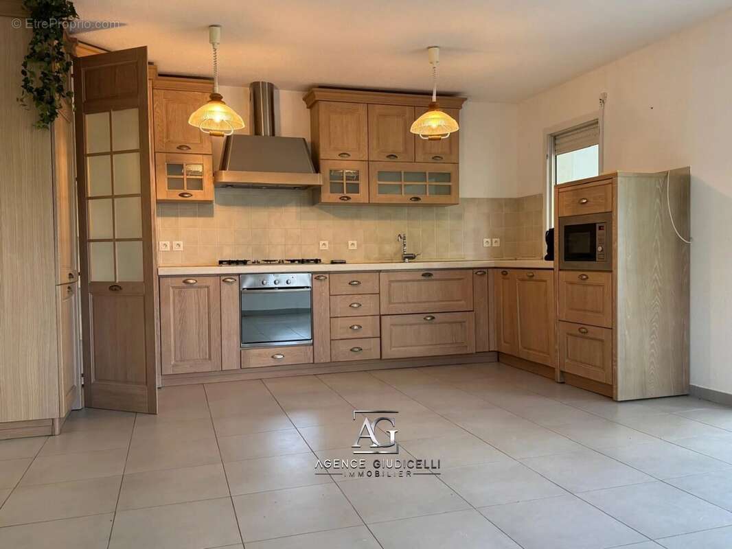 Maison à PRUNELLI-DI-FIUMORBO