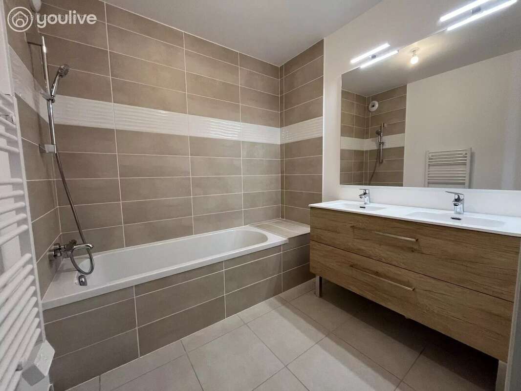 MESIGNY Maison de 122m2 avec 4 chambres - photo 3