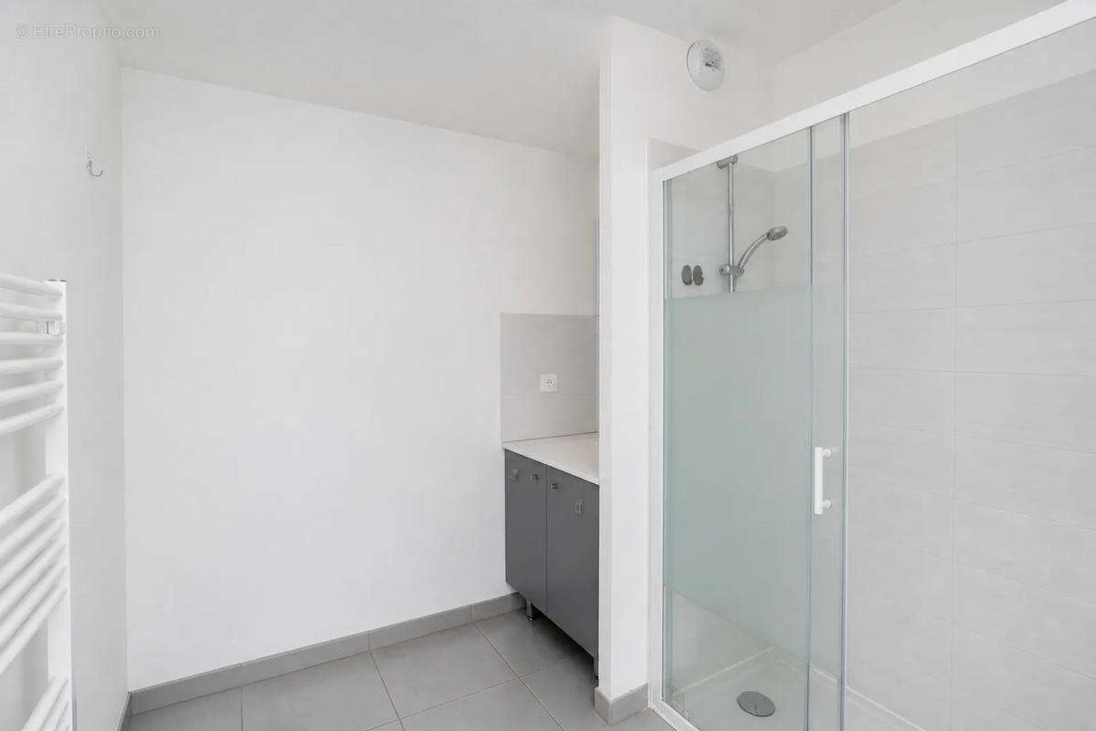 Appartement 3 pièces à Villenave-d'Ornon - photo 9