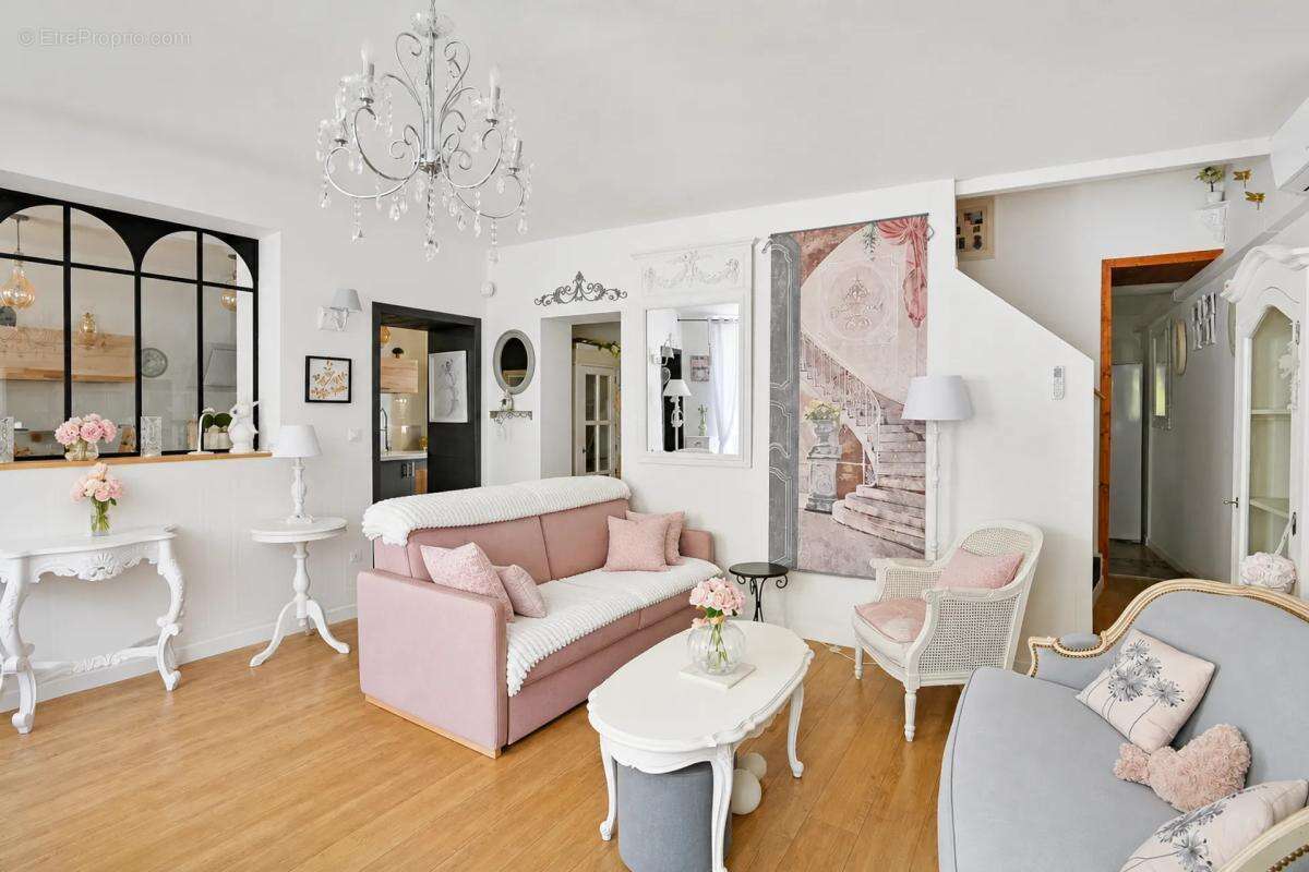 Maison de 5 pièces de 135 m² à Pont-Saint-Esprit - photo 4