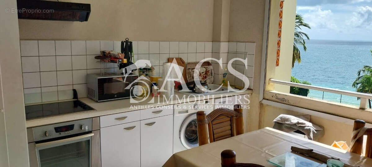 Appartement à SAINTE-LUCE