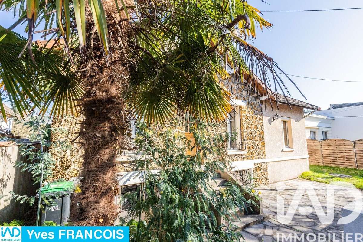 Photo 2 - Maison à SAINTE-GENEVIEVE-DES-BOIS