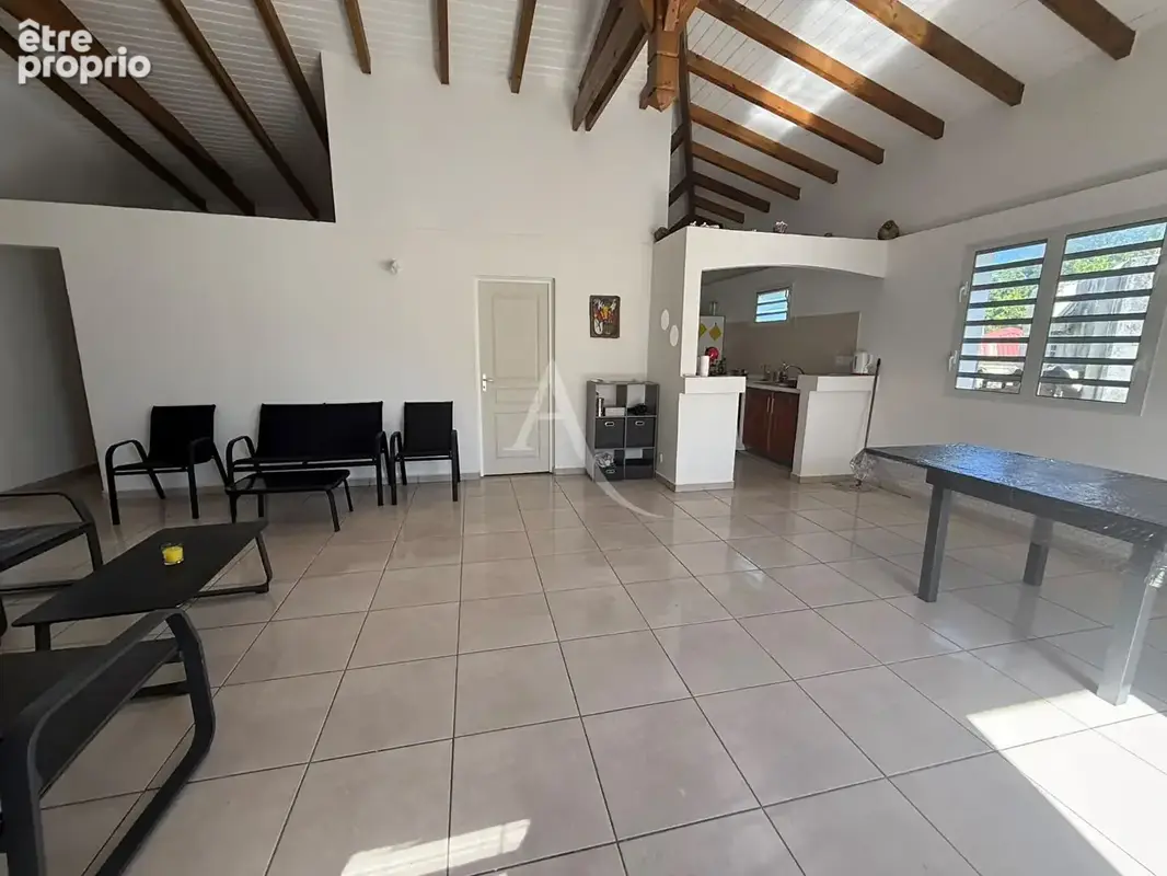 Maison meublée au Gosier Mare Gaillard opportunité clé en main pour investissement ou famille - photo 3