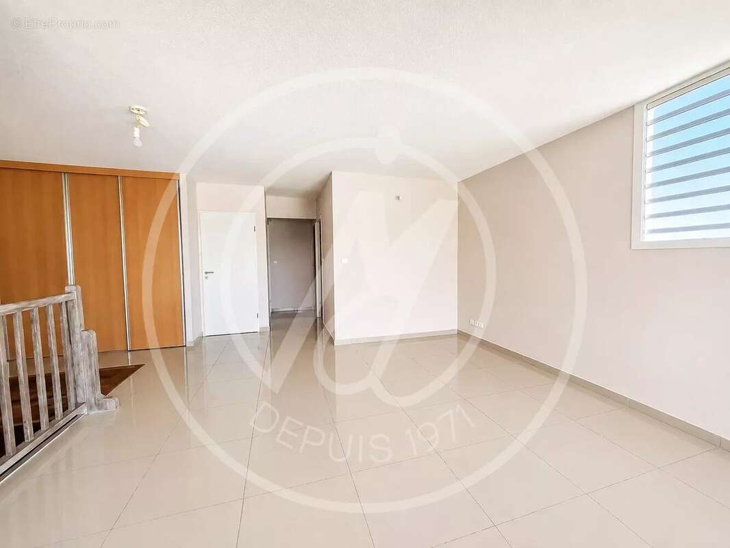 À VENDRE Appartement F3 en duplex au Gosier, 230 000 € - photo 5