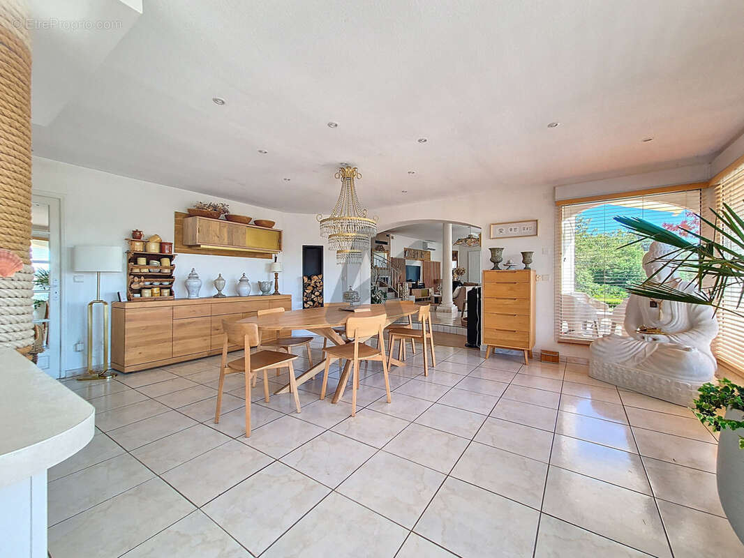 Appartement à ESPALY-SAINT-MARCEL