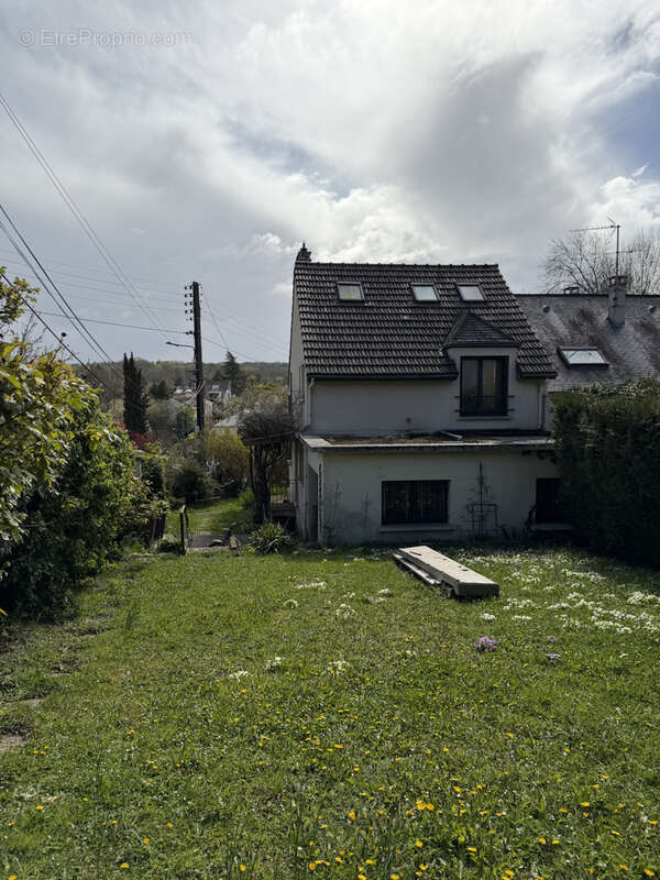 Maison à LA CELLE-SAINT-CLOUD