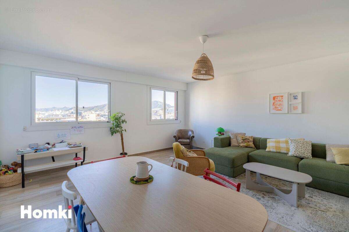 Appartement à MARSEILLE-8E