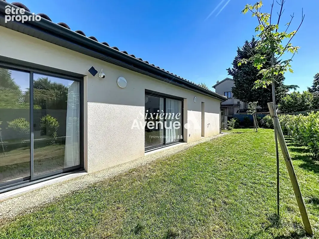 Maison récente Decines-Charpieu 4 pièce(s) 102.01 m2 plain-pied - photo 2