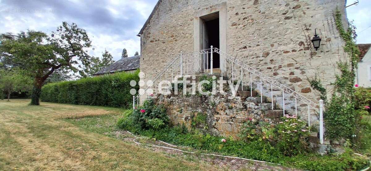 Maison 251 m² à Saint-Christophe-Le-Jajolet  - photo 21