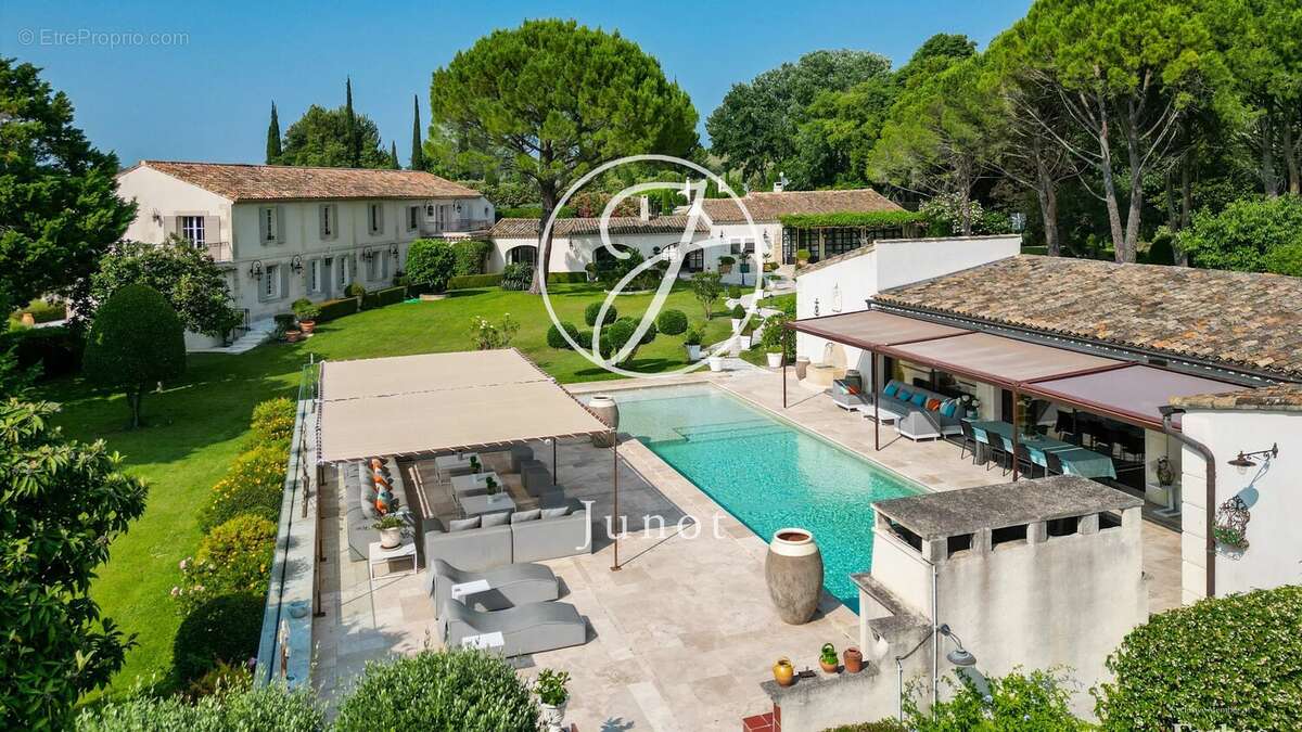 Maison à ARLES