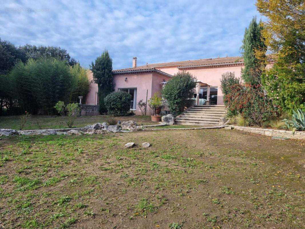 Maison à BOISSET-ET-GAUJAC