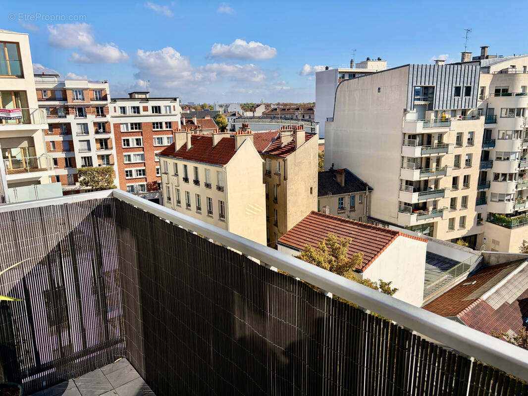 Appartement à CHARENTON-LE-PONT