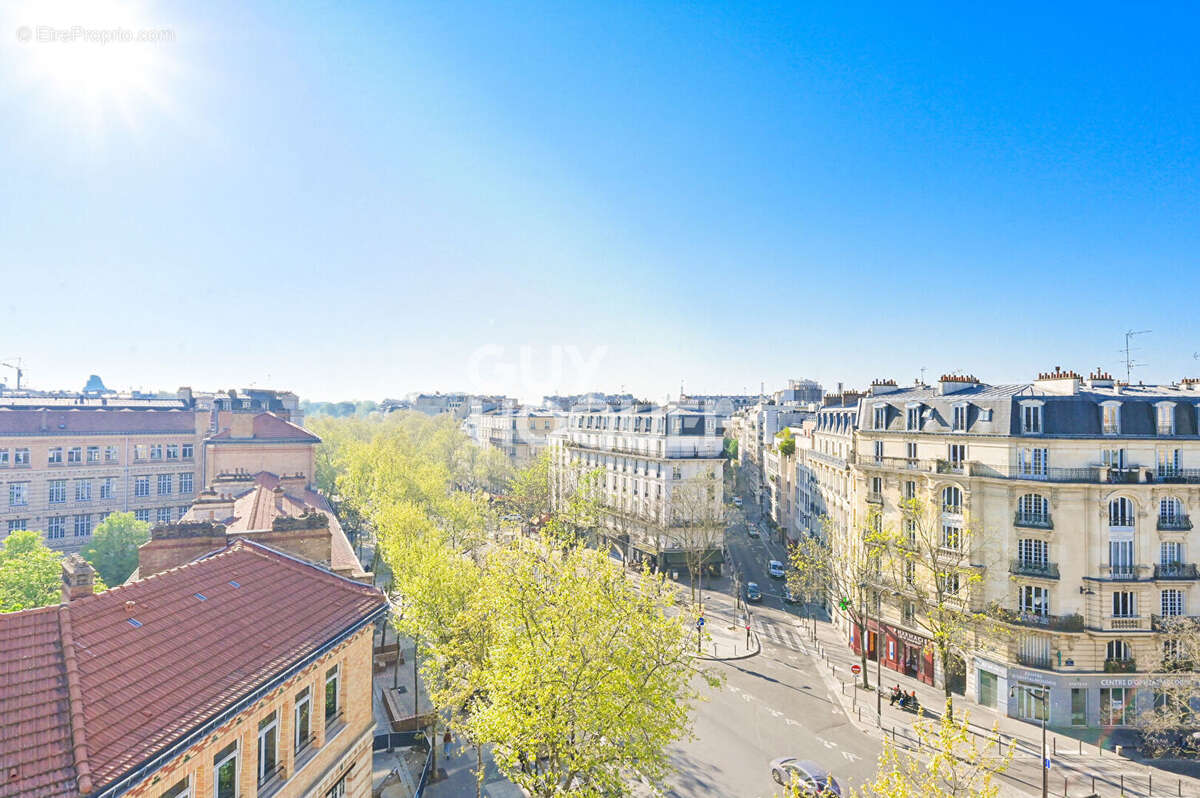 Appartement à PARIS-12E