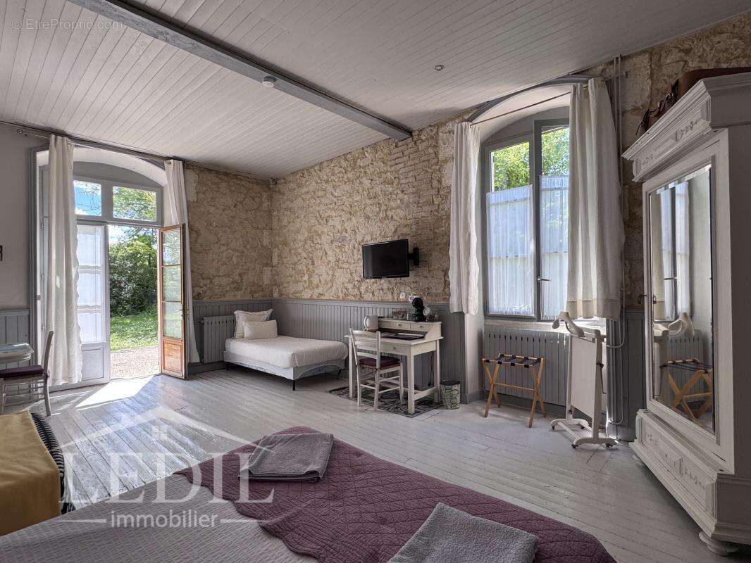 Maison à GONDRIN