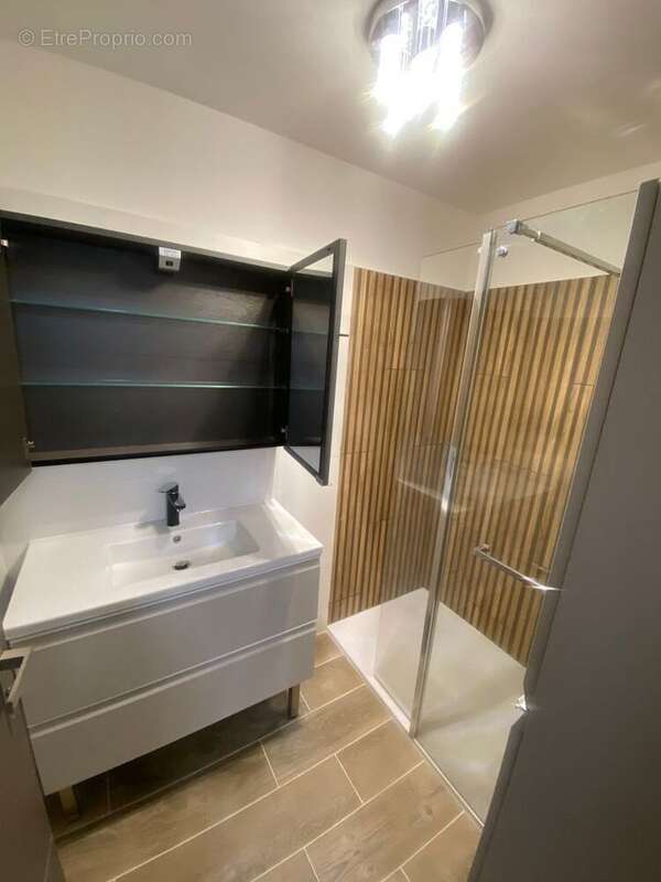 Photo 8 - Appartement à FREJUS