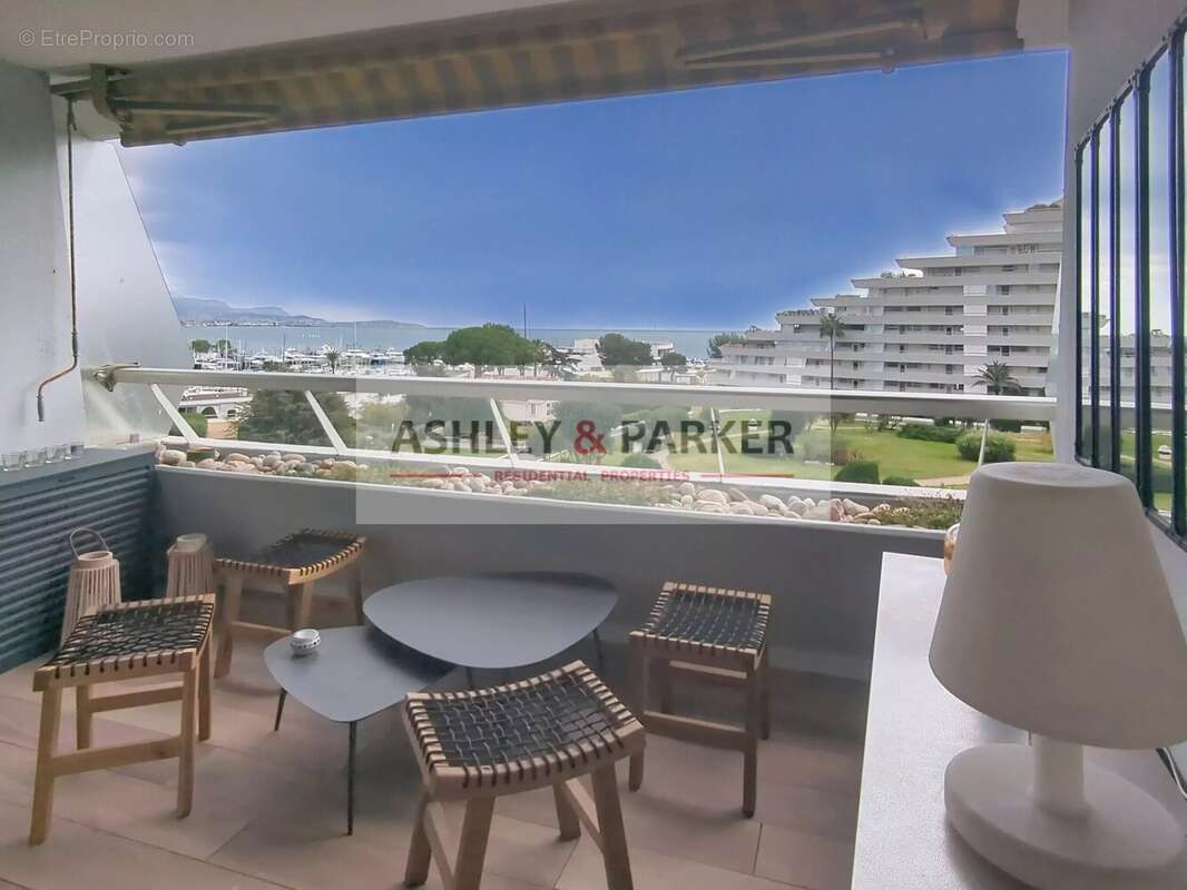 Appartement à VILLENEUVE-LOUBET