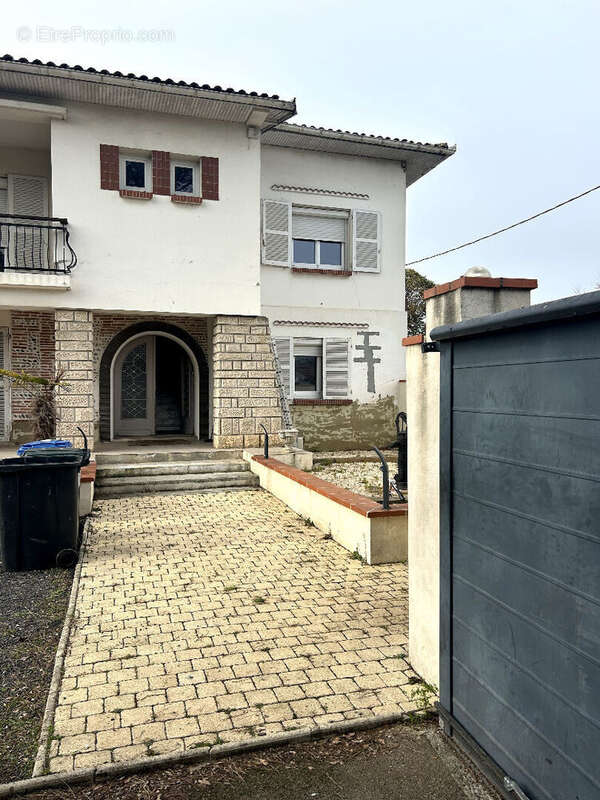 Maison à FENOUILLET