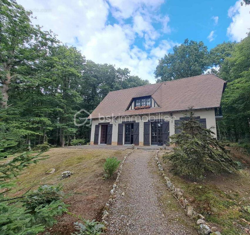 Maison à BRETEUIL