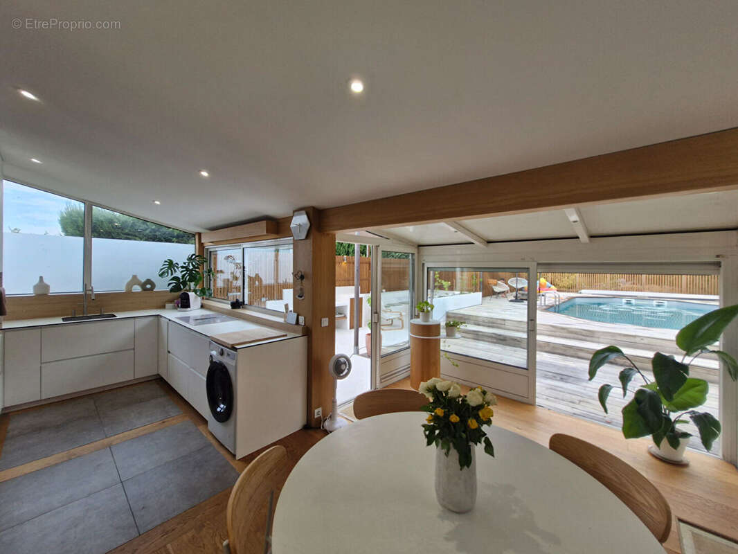 Maison 103 m² avec piscine à Belin-Béliet proche commodité - photo 3