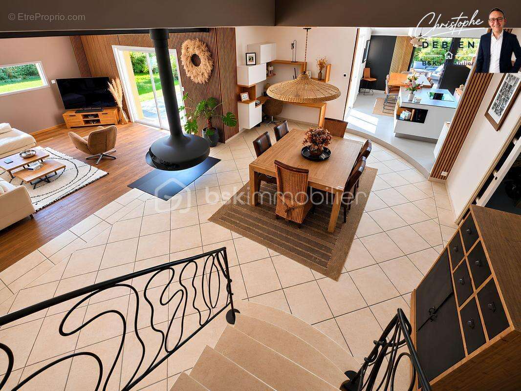 Couëron / atlantis – un écrin de verdure - propriété familiale de 246 m², 5 chambres, piscine, pool-house, terrain 3 319 m² - photo 5