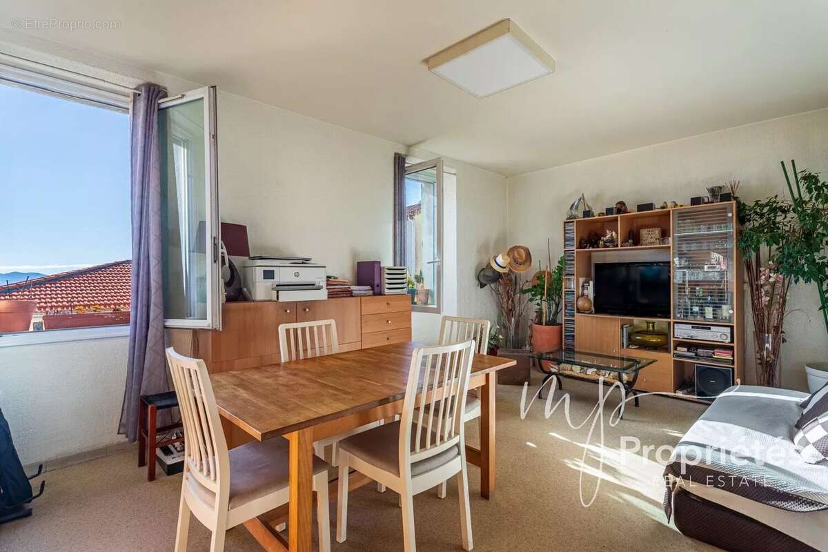 Appartement à LE LAVANDOU