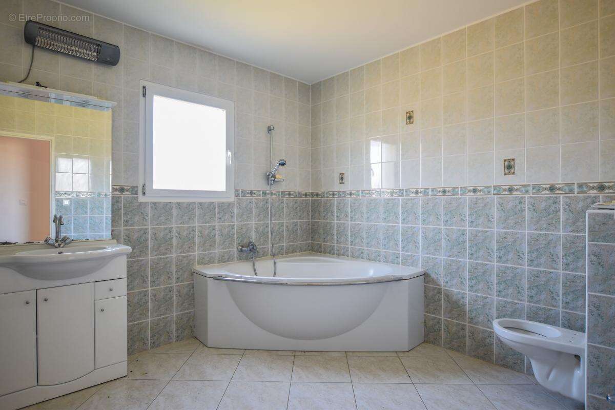 Maison À Vendre - photo 16