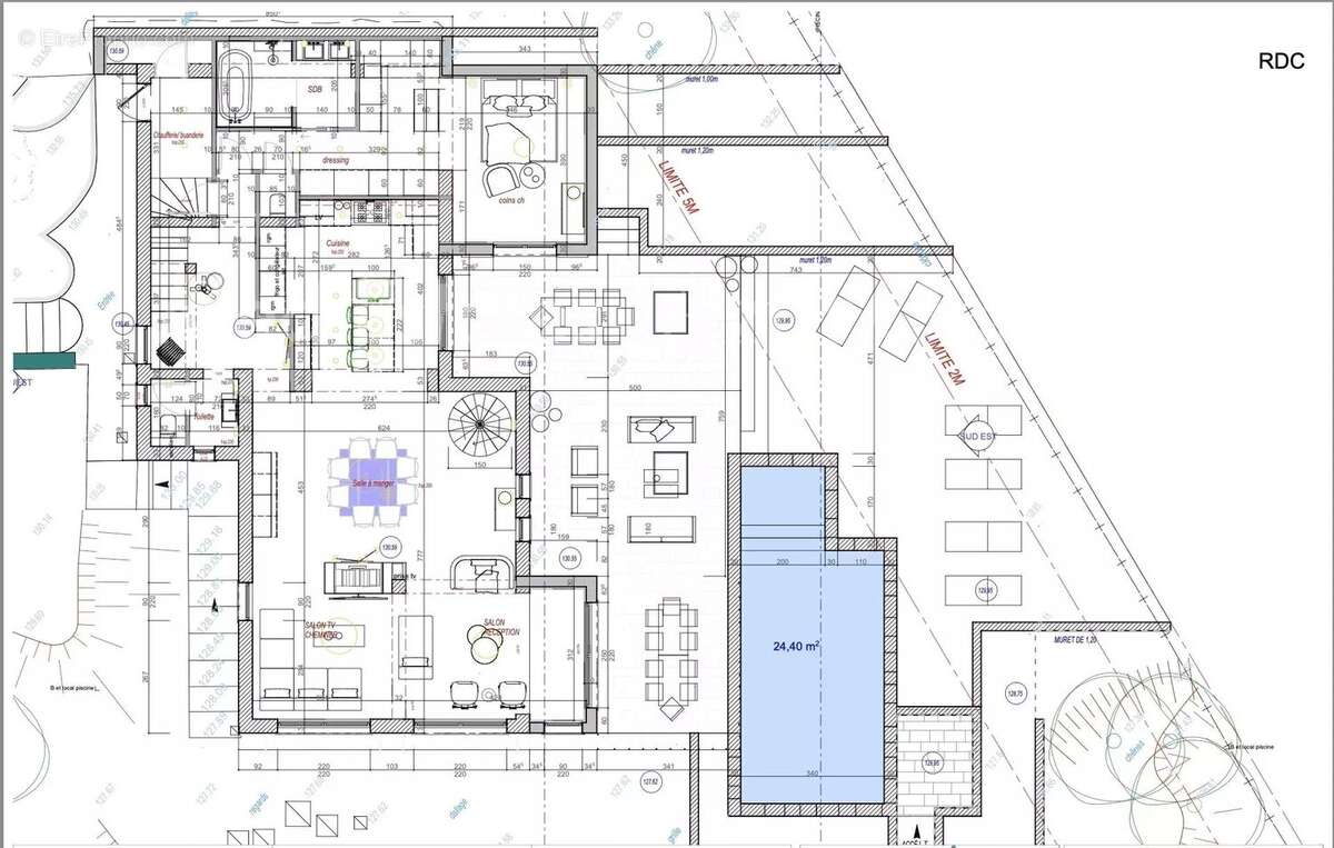 Maison à LES ISSAMBRES