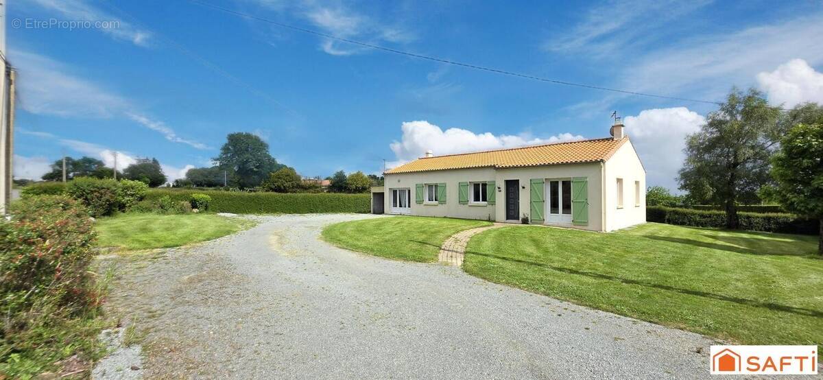 Photo 1 - Maison à SAINT-PIERRE-DU-CHEMIN