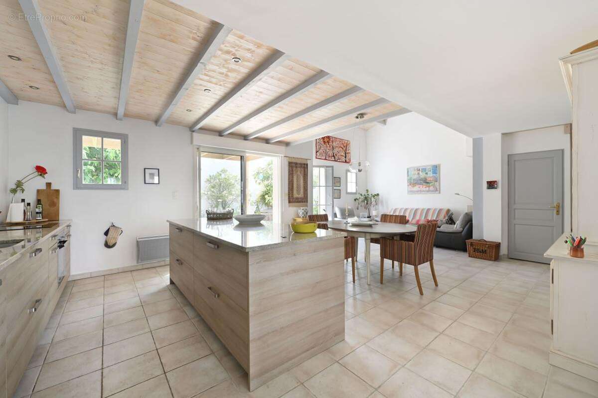 Maison à LA FLOTTE