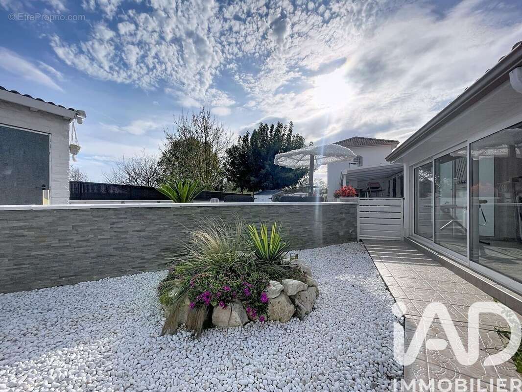 Photo 2 - Maison à ESTILLAC