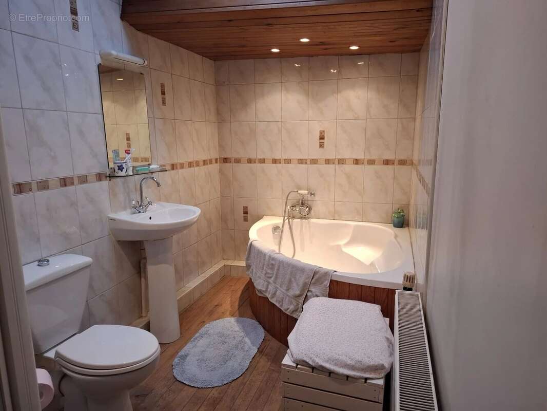 Maison à FONTAINE-CHALENDRAY