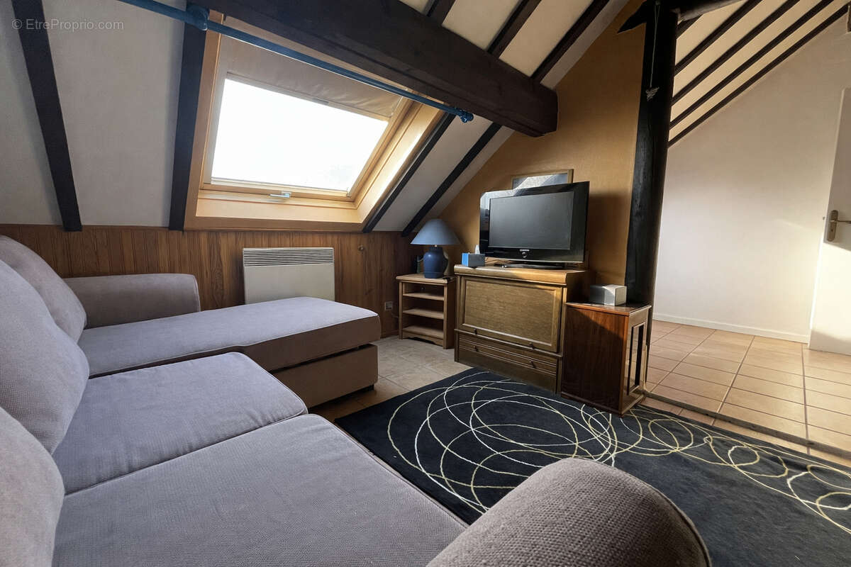 Maison à MAGNY-LES-HAMEAUX