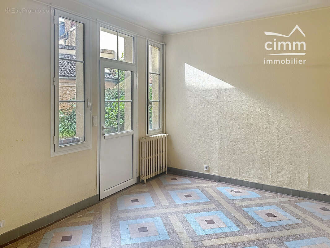 Commerce 125 m² à Chatillon-Coligny  - photo 7