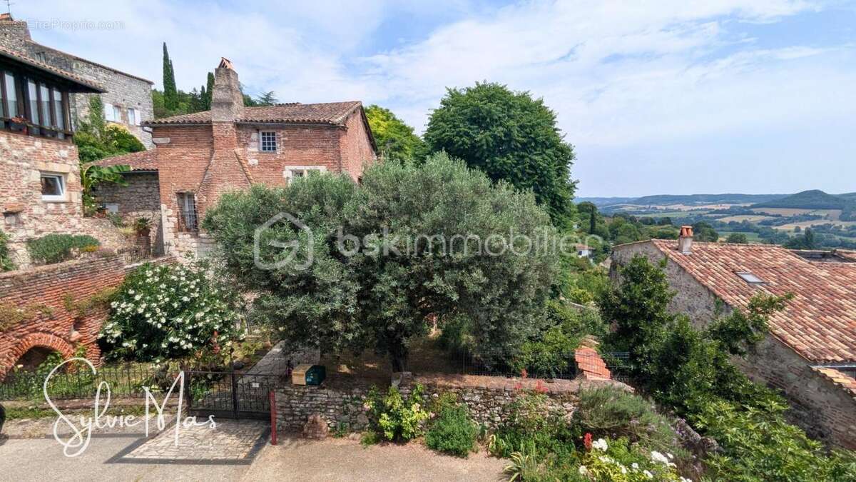 Maison à PENNE-D&#039;AGENAIS