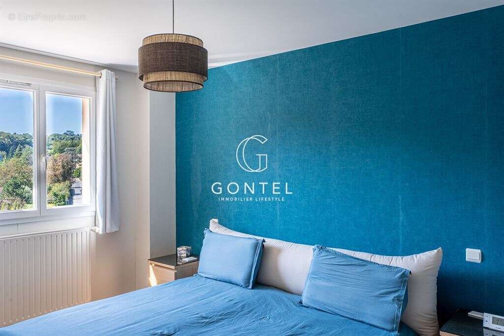 Maison à SAINT-CYR-AU-MONT-D'OR