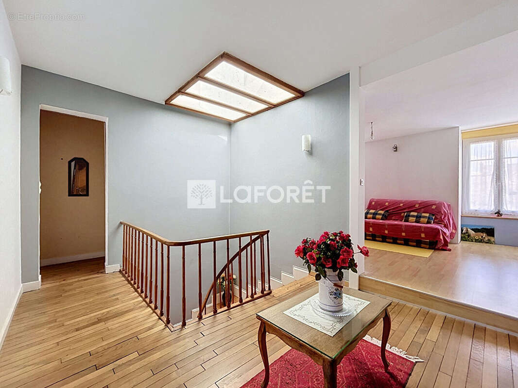 Maison Trun 9 pièce(s) 202,12 m2 - photo 11